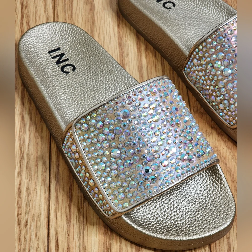 I.N.C. International Concepts Women's Peymin Pool Slides Size 9